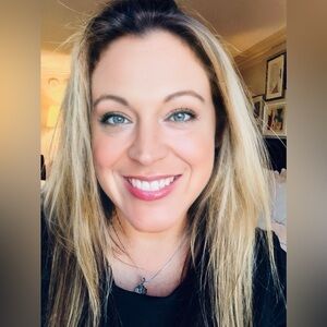 Meet your Posher, Nichole